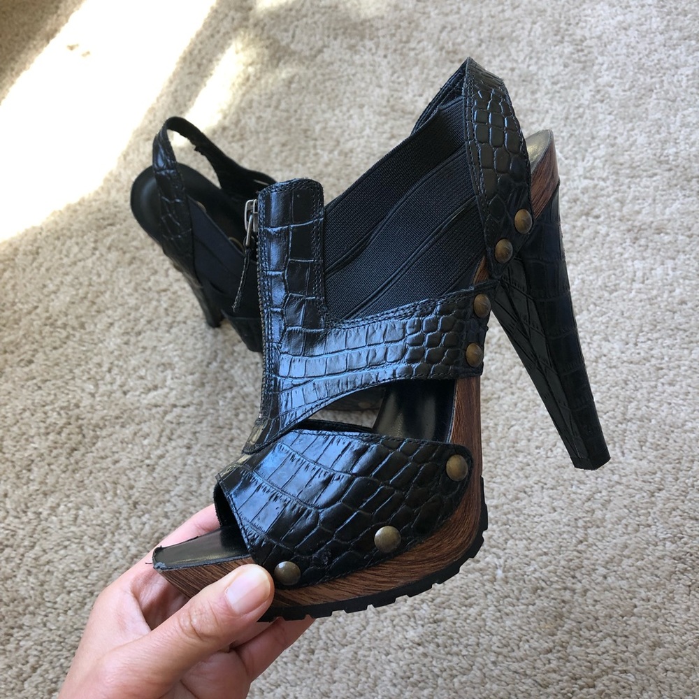 Jessica Simpson Faux Snakeskin Peeptoe Heels 7